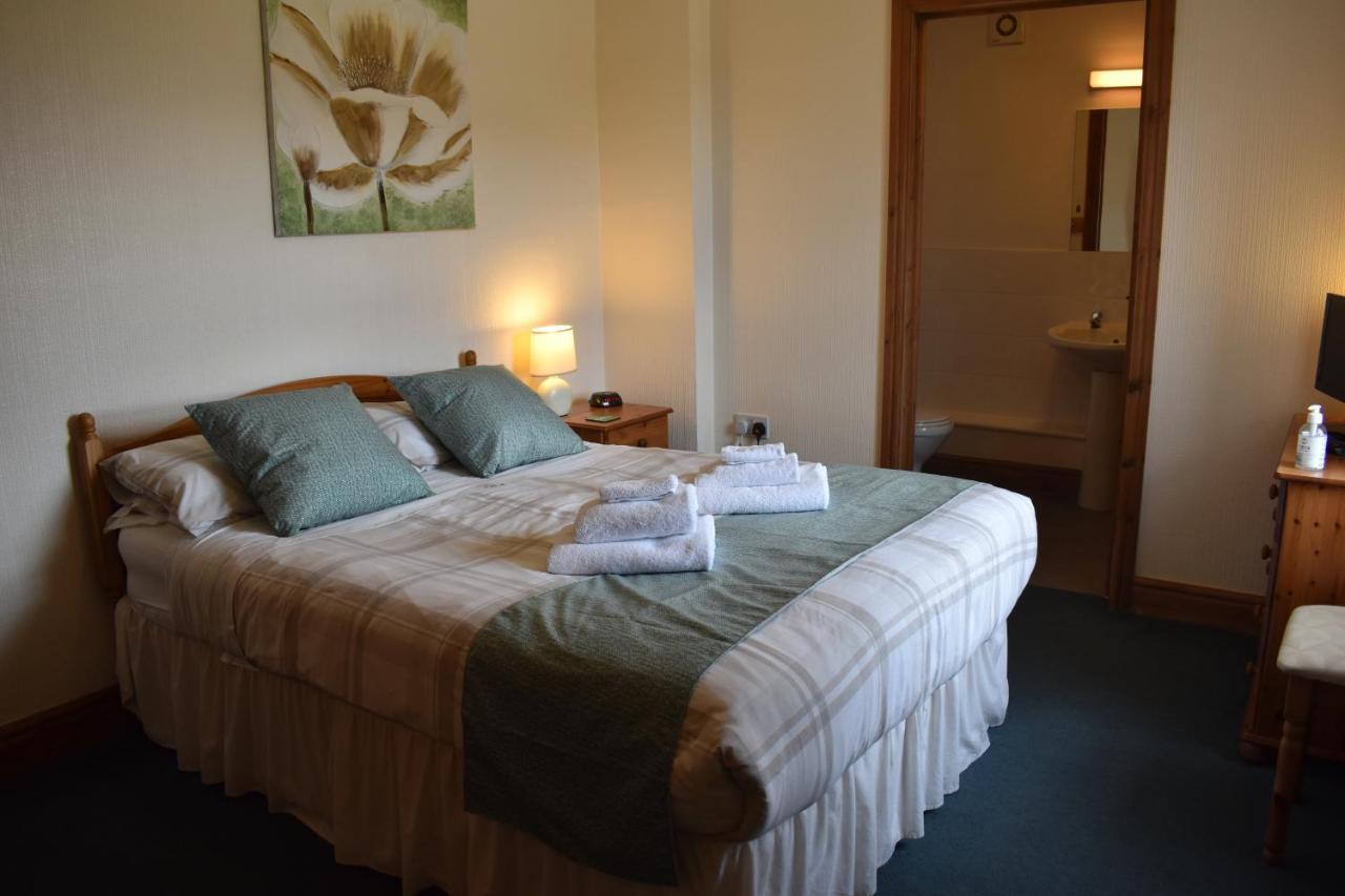 The Belted Will Inn Farlam ภายนอก รูปภาพ